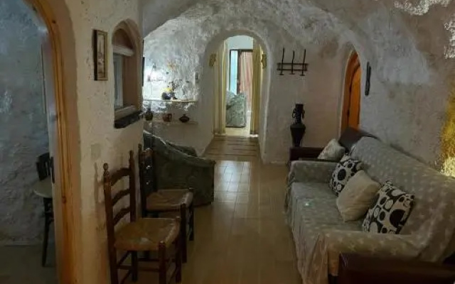 Casa Cueva La Fuente