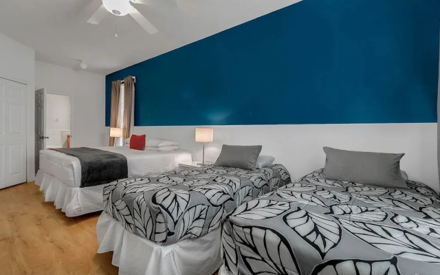 Crystal Cove 4727