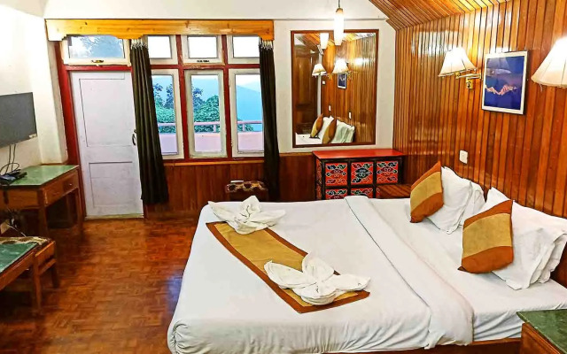 Hotel Phamrong Retreat