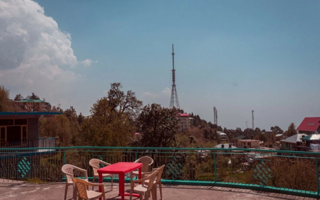 OYO 13342 Home Cozy Stay Naddi