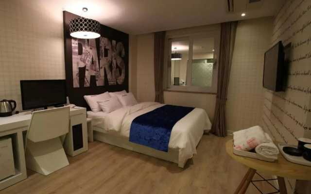Jeju Lux Hotel