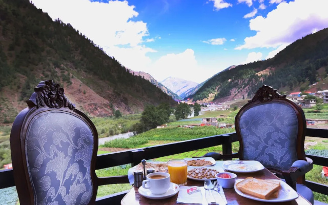 Mount Feast Hotel