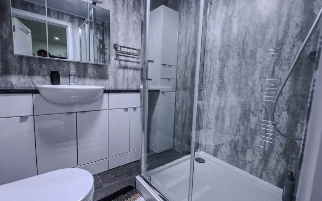 Sleeps17 Bliss 7-bedroom Luxury Escape Birmingham