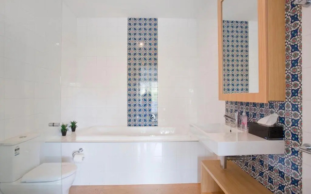 Four Kings Apartment - Deluxe 2br #3