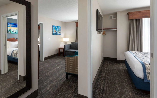 Grandstay Residential Suites Hotel - Sheboygan
