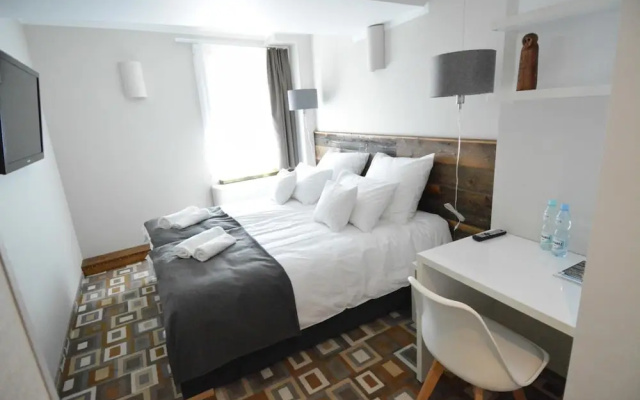 Provincja Wine Bar & Rooms
