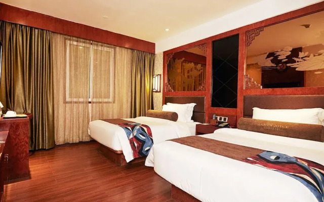 Yucheng Hotel