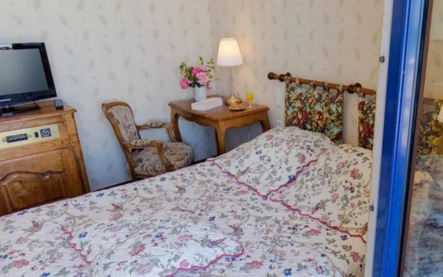 Logis De Broceliande