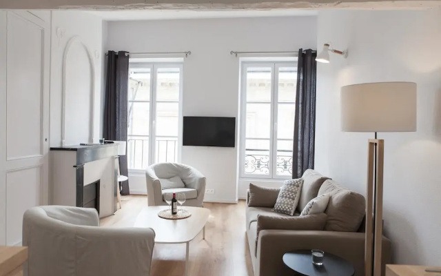 Appartement Chapeau Rouge