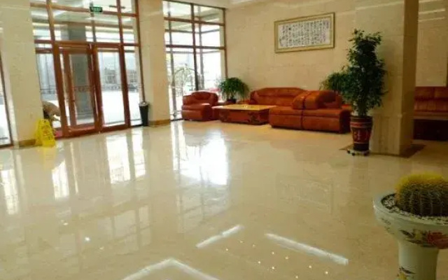 Mohe Hongxin Holiday Hotel