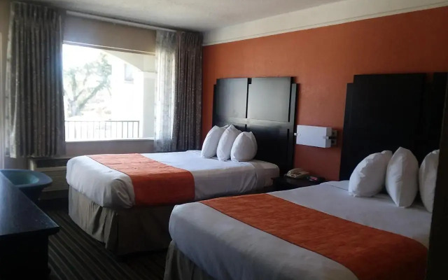 Howard Johnson Express Inn - Lake Charles