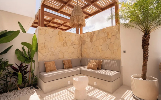 Casa Nata Graceful 2 BR Mediteranian