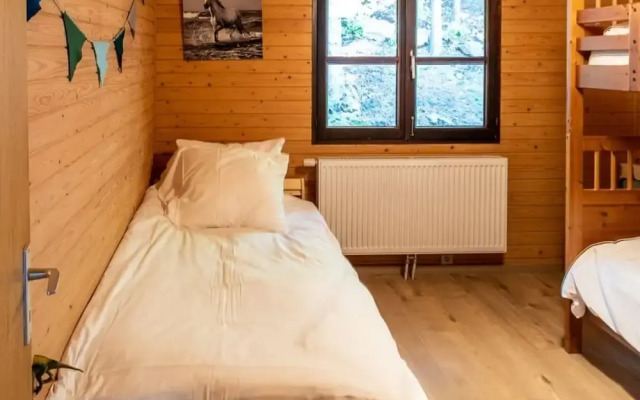 Chalet in the Woods With Nordic Bath