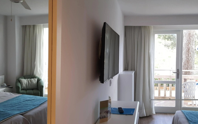 Hotel Pinos Playa