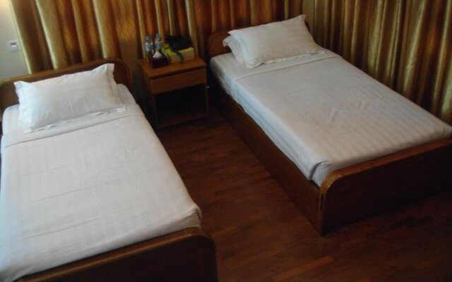 Ya Htike Hotel комната для гостей