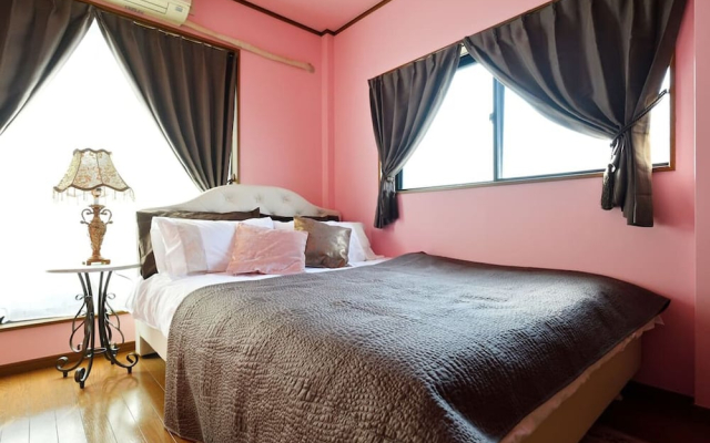 Private House St8