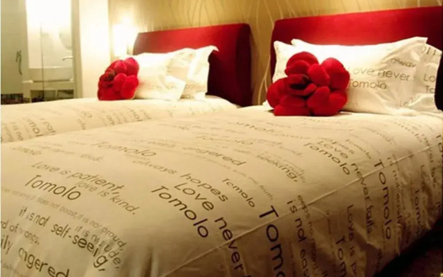 Yangtze River TOMOLO Hotel (Wuzhan Branch)
