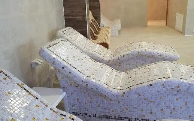 Luxury Sunny Hill