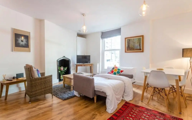 Fantastic 1 bed Flat Minutes From Regents Park
