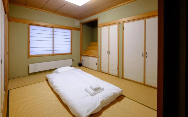 Kiroro House