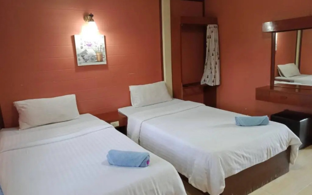 Haad Somboon House