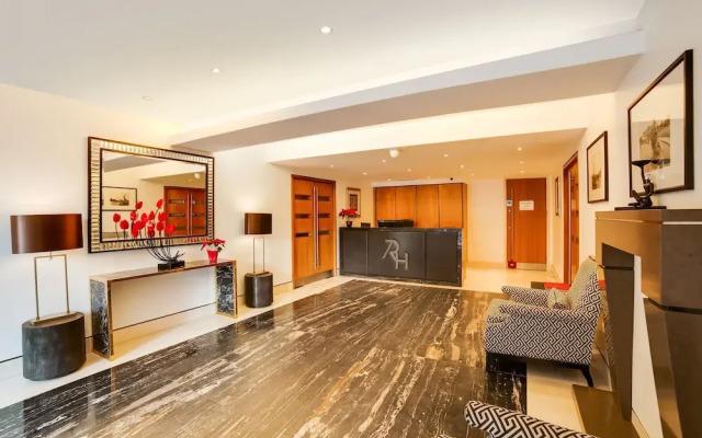 Pleasant Apartment In London Near Ismaili Center