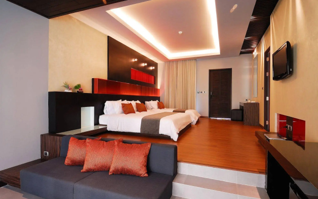 Long Beach Pavilion & Luxury Villas