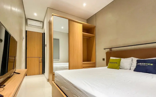 Urbanview Tigatuju Living Blitar