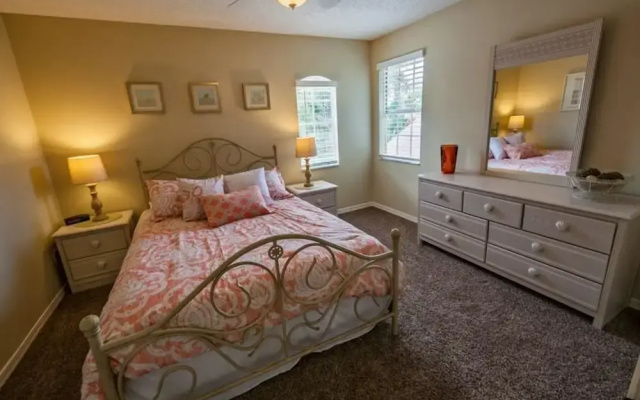 Mallory Pad Apartment 4 Bedroom
