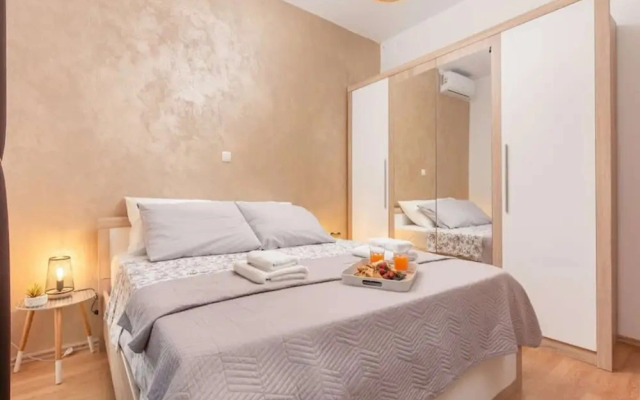 Famliy Holiday Villa Near Sea