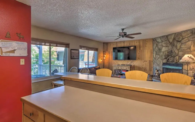 Main St Condo in Tannhauser With Balcony!