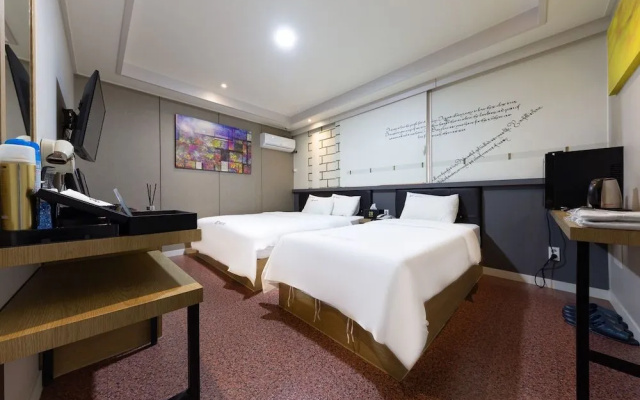 2U Motel