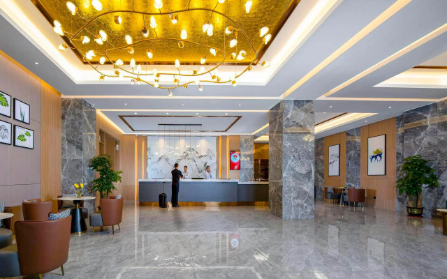 Campanile Hotel (Shenzhen Guanlan Golf Store)