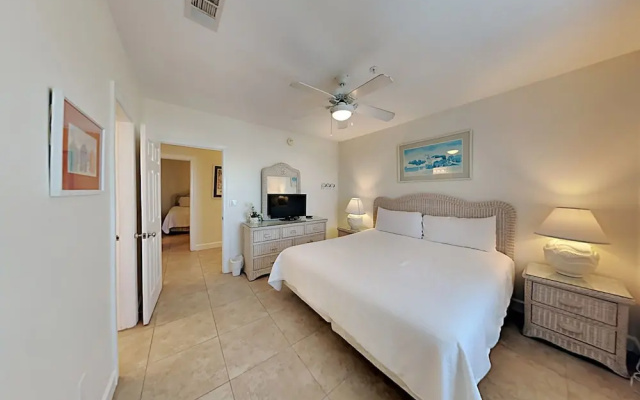 Pavilion Palms by Southern Vacation Rentals