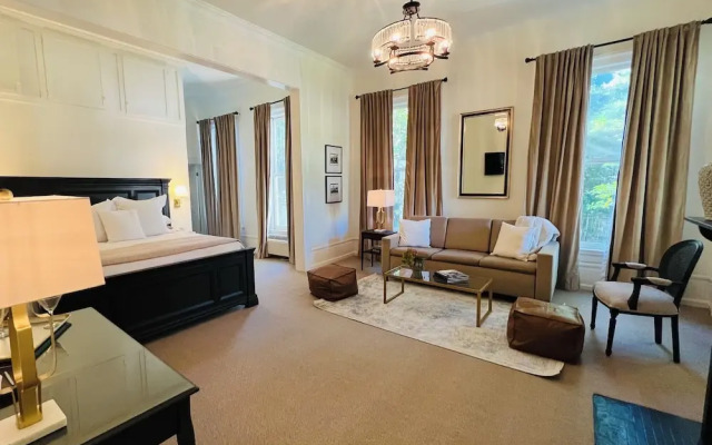 The General's Quarters Boutique Hotel