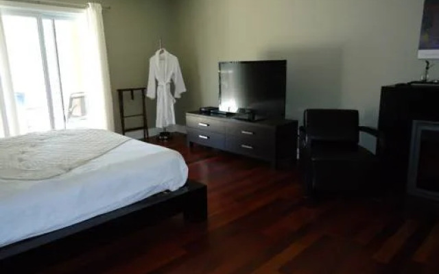 Jabberwock Guesthouse