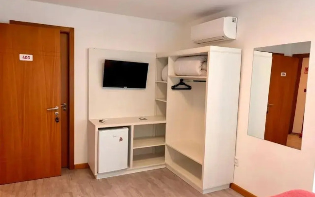 Hotel Golden Hills