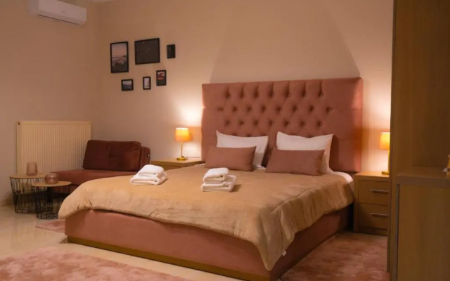 Zillis Apartments