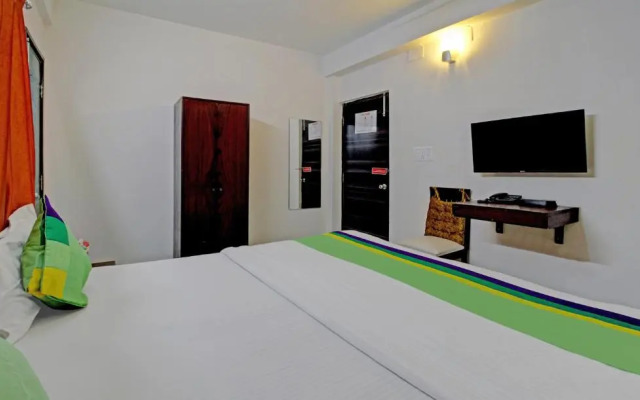 FabHotel Ashraya Inn