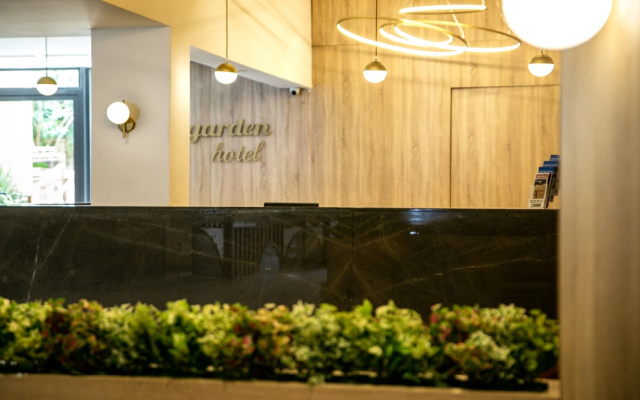 Beach Garden Hotel
