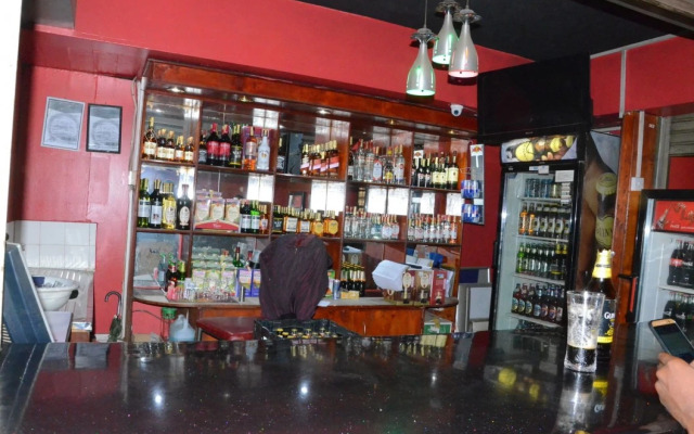 Nyam Hotel