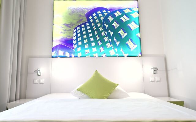 Отель Wyndham Garden Düsseldorf City Centre Königsallee Германия, Дюссельдорф - отзывы, цены и фото номеров - забронировать отель Wyndham Garden Düsseldorf City Centre Königsallee онлайн комната для гостей