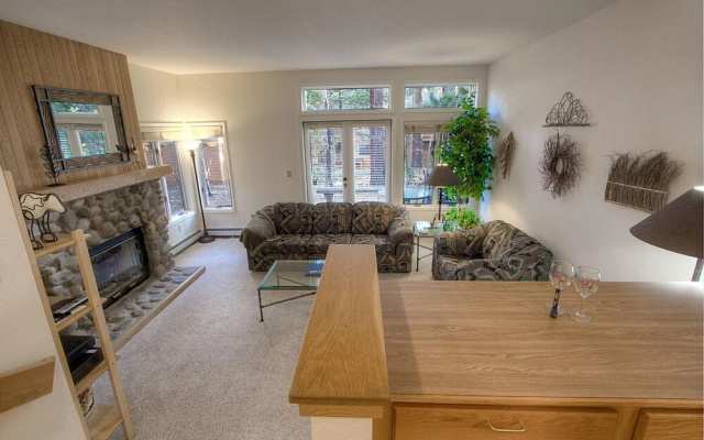 Delighful McCloud by Lake Tahoe Accommodations