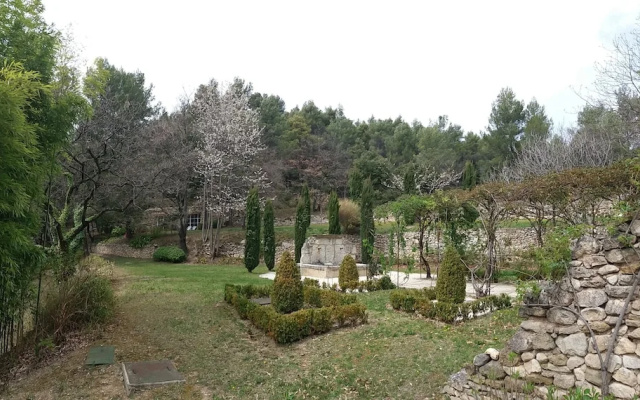 Luberon's Hidden Gem
