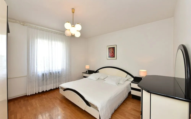 Apartment Mirjana