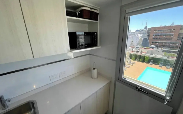Fantastic Studio With Balcony Pool