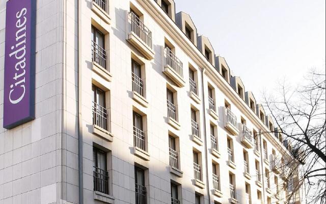 Отель Citadines Les Halles Paris вид на фасад