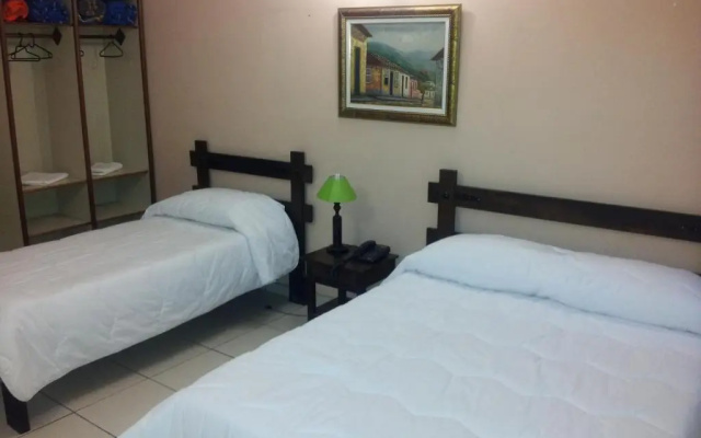 Hotel Colonial