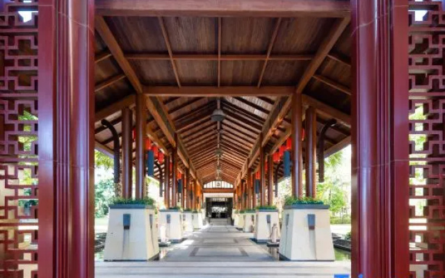 Sanya Haitang Yuesu (Haitang Bay Duty Free City)