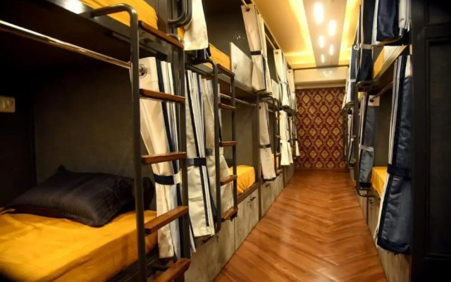 Charyana Hotel Ac Dormitory